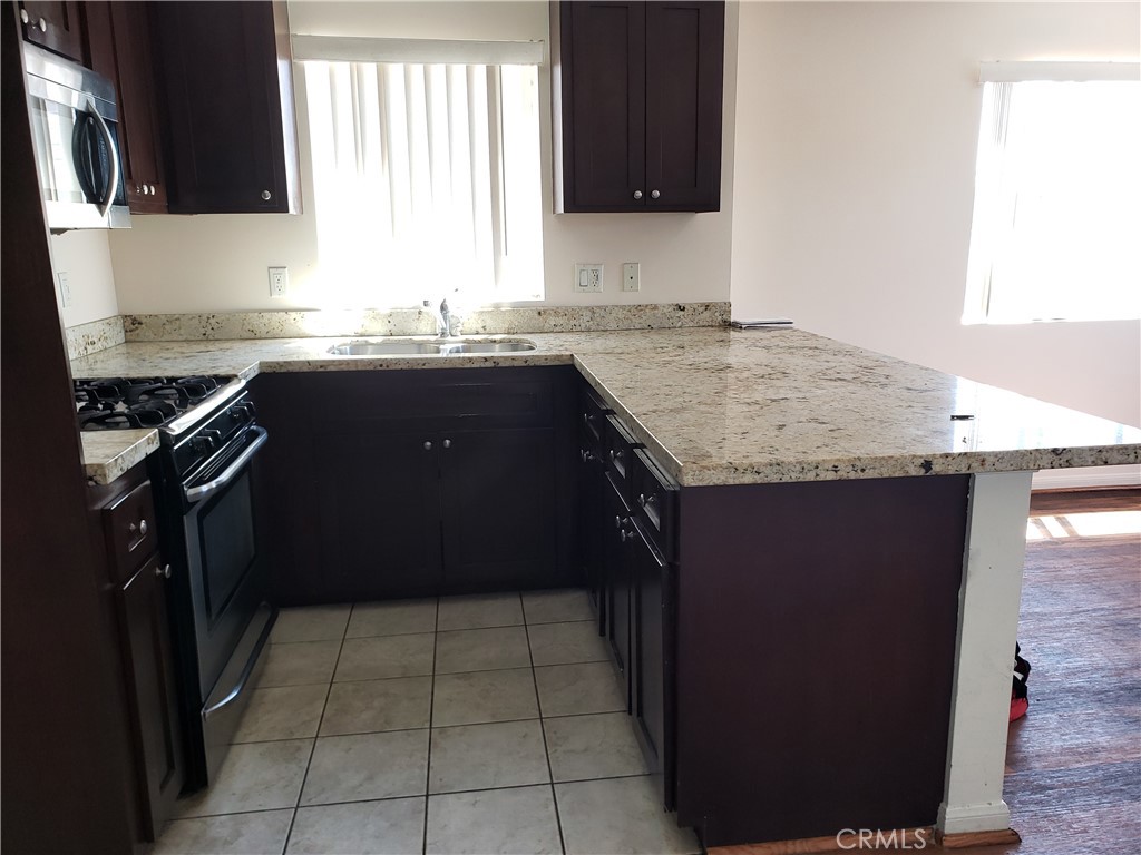 14537 Archwood Street 302 Property Photo 6