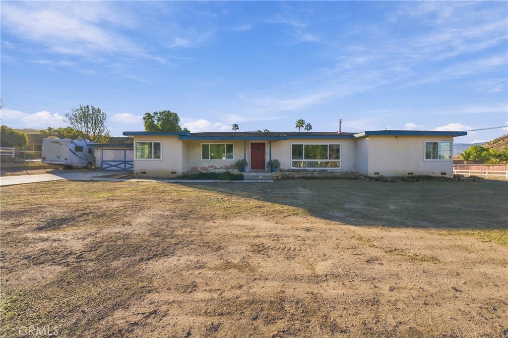 1280 1st Property Photo 8