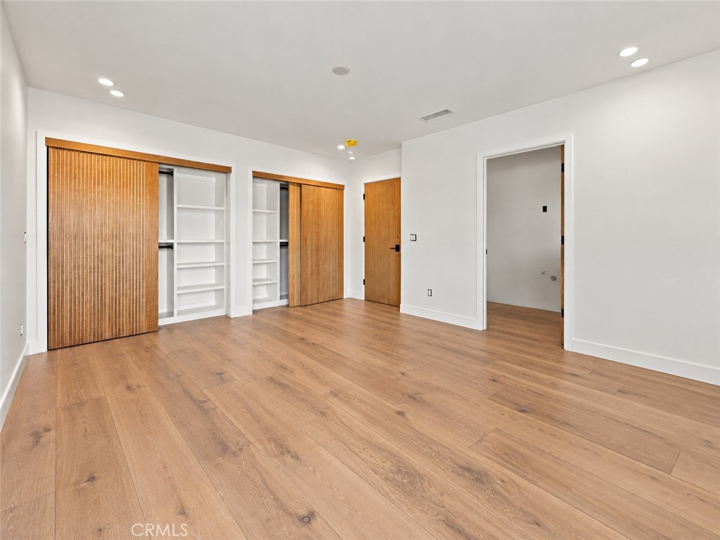 1280 1st Property Photo 14