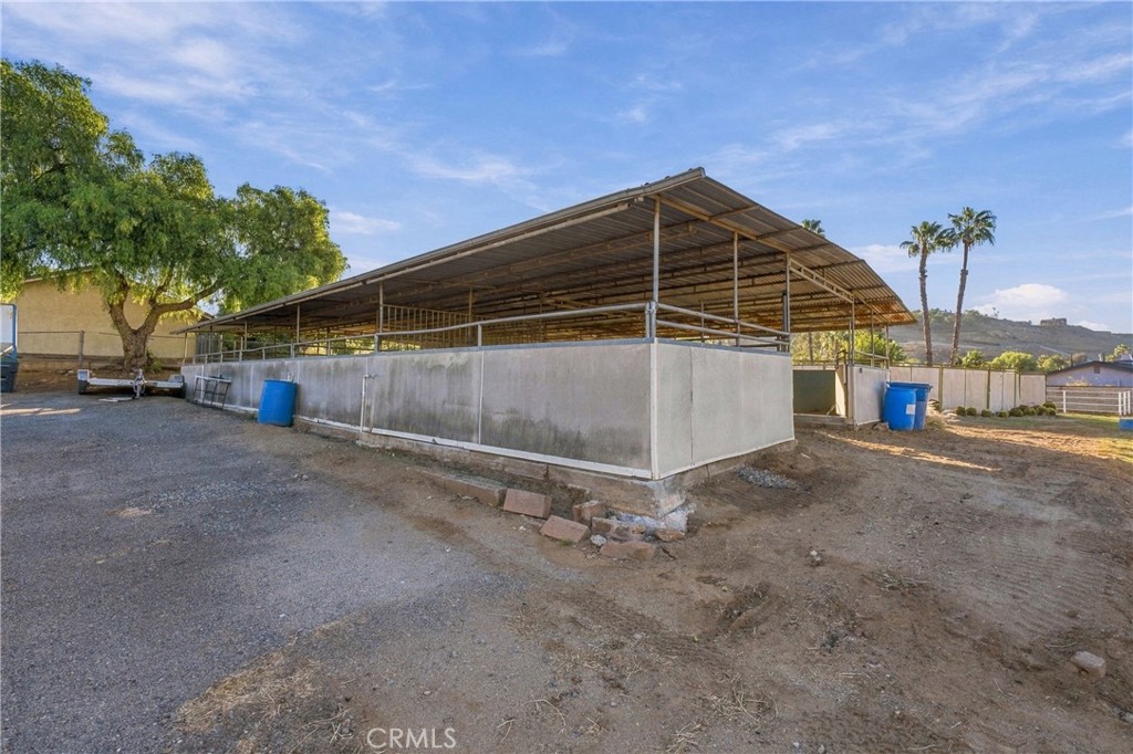1280 1st Property Photo 23