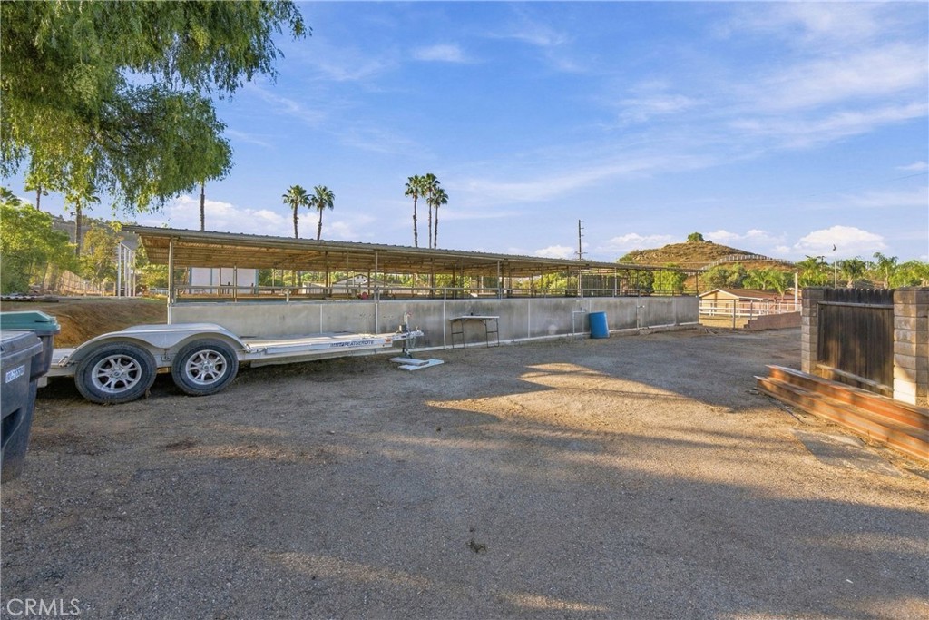 1280 1st Property Photo 29