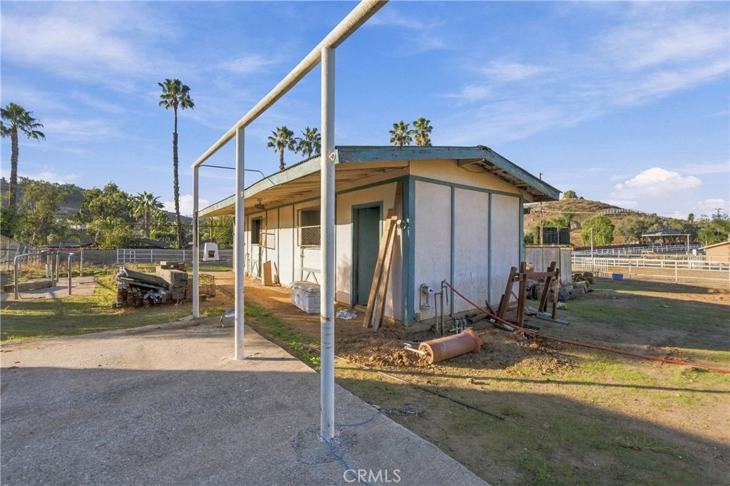 1280 1st Property Photo 31