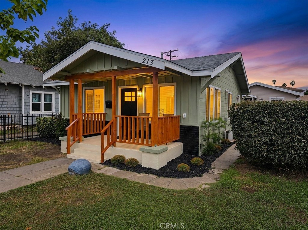 213 E Eagle Property Photo 4