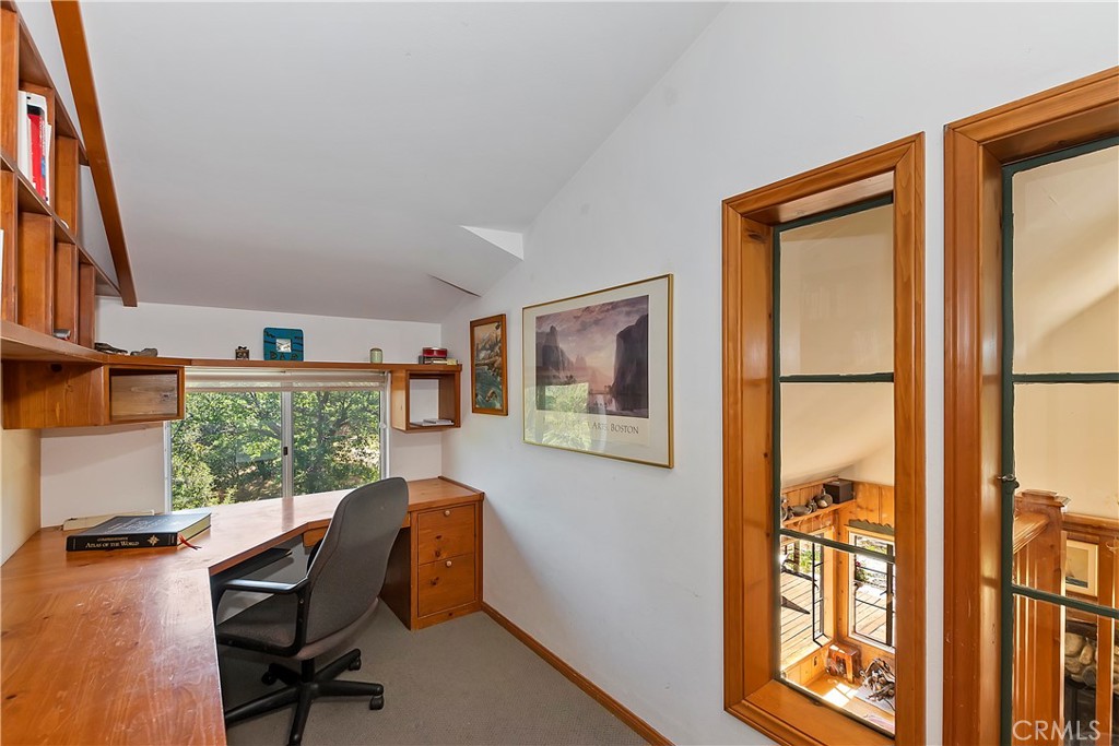 1570 Lupin Road Property Photo 26