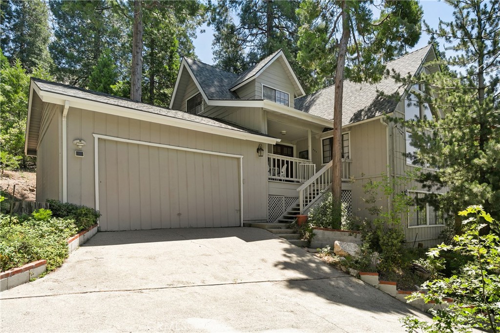 329 Grass Valley Road Property Photo 4