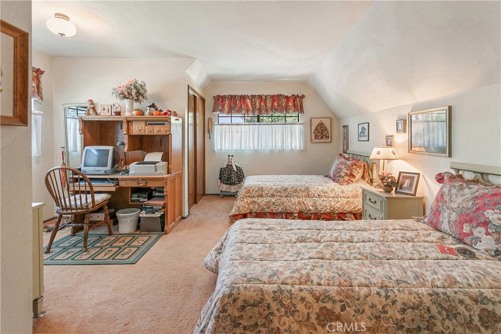 329 Grass Valley Road Property Photo 14