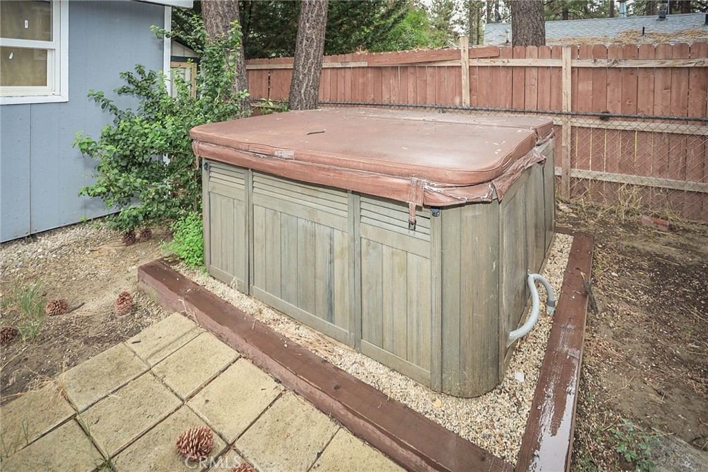 1013 W Sherwood Boulevard Property Photo 18