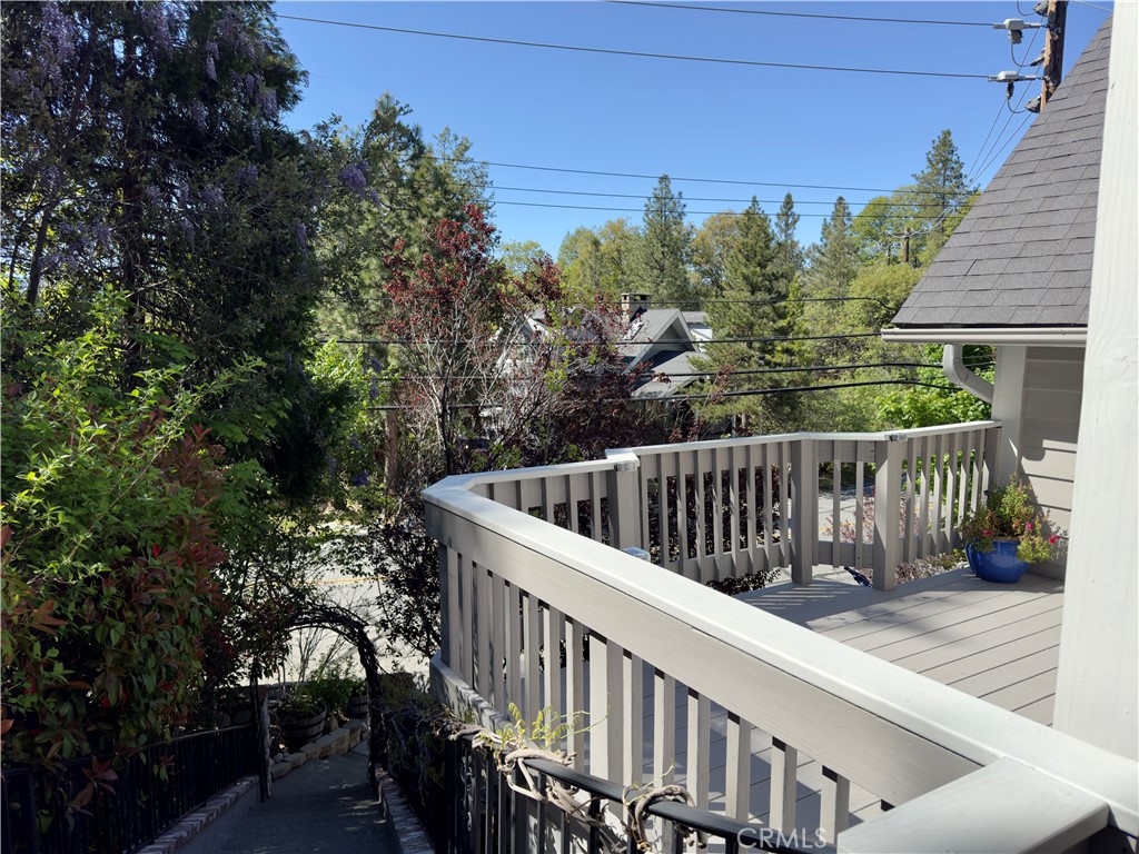 27596 N Bay Road Property Photo 7