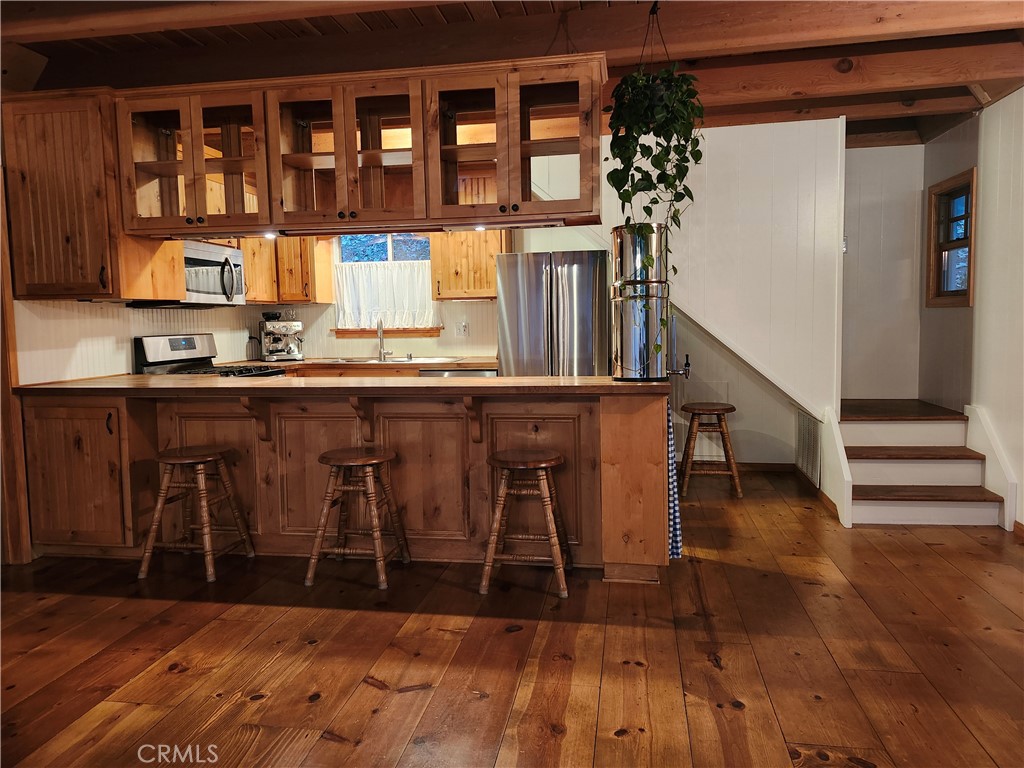 27907 Rainbow Drive Property Photo 7