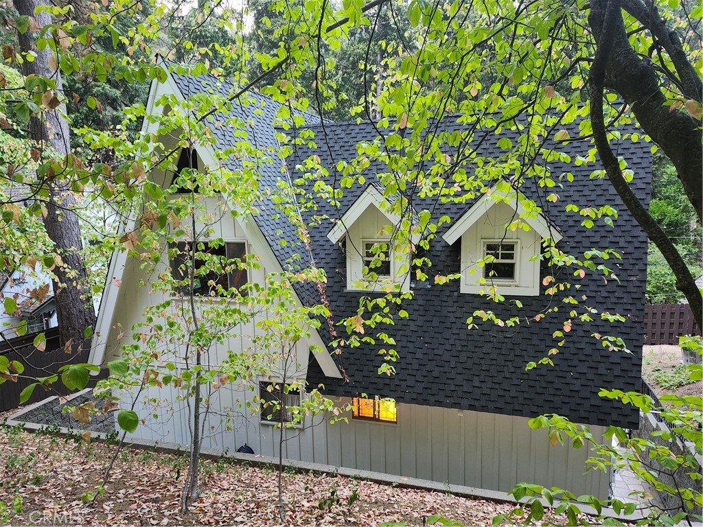27907 Rainbow Drive Property Photo 10