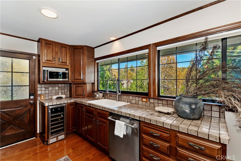 27538 W Shore Road Property Photo 17