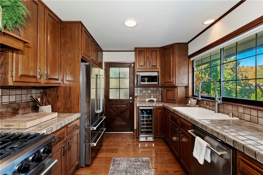27538 W Shore Road Property Photo 18