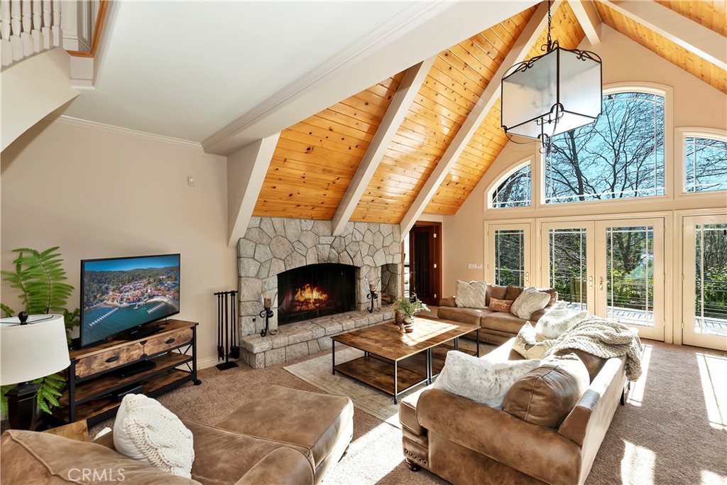 28175 North Shore Road Property Photo 2