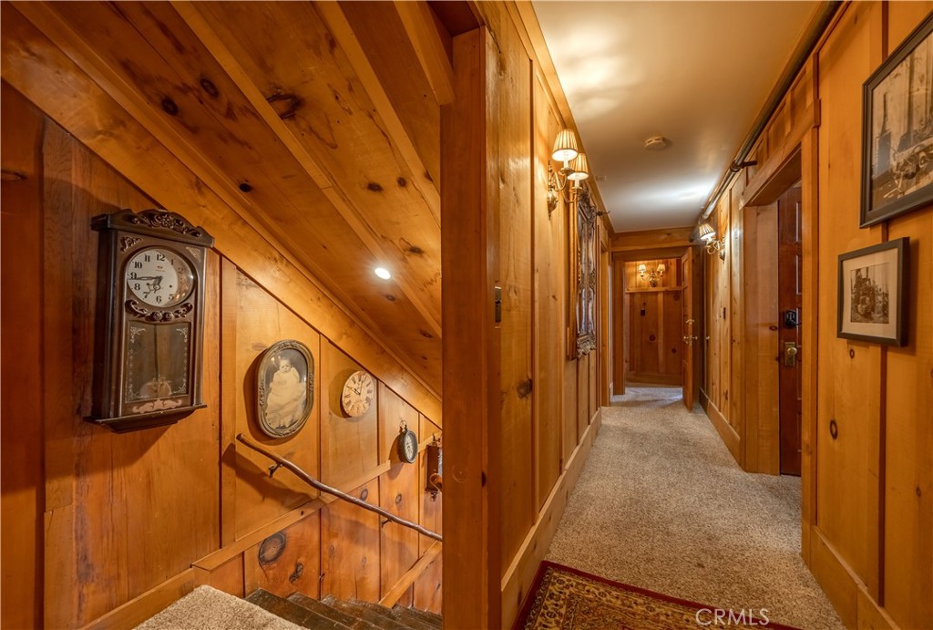 869 Knickerbocker Road Property Photo 26