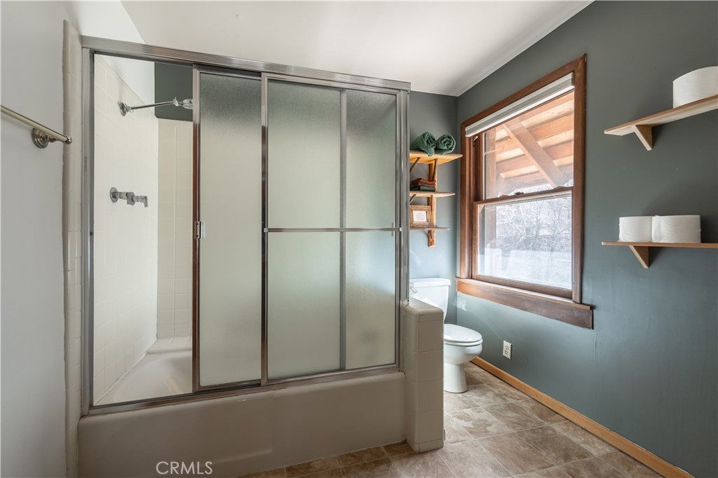 869 Knickerbocker Road Property Photo 30