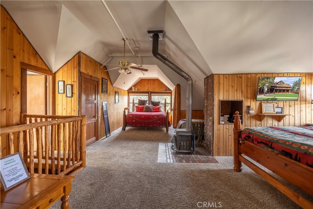 869 Knickerbocker Road Property Photo 31