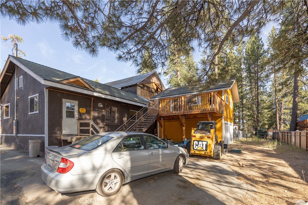 39211 N Shore Drive Property Photo 6