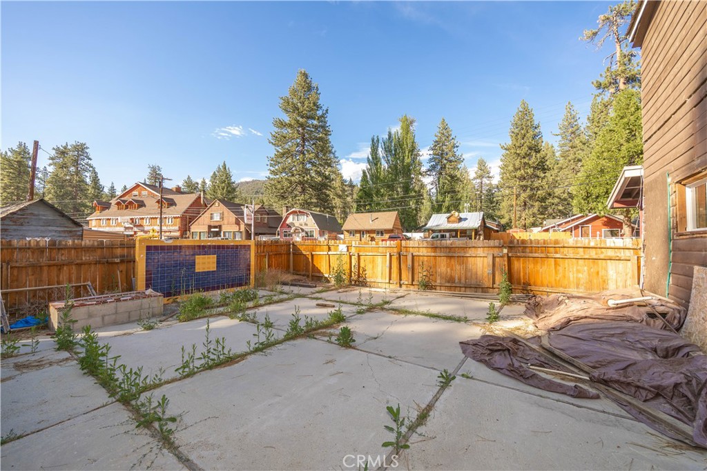 39211 N Shore Drive Property Photo 11