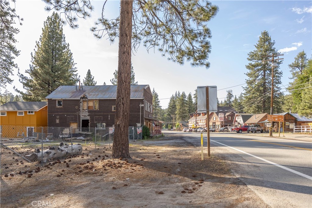 39211 N Shore Drive Property Photo 15