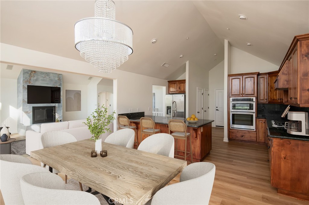 1477 Sequoia Road Property Photo 7
