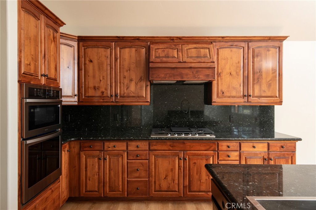 1477 Sequoia Road Property Photo 9