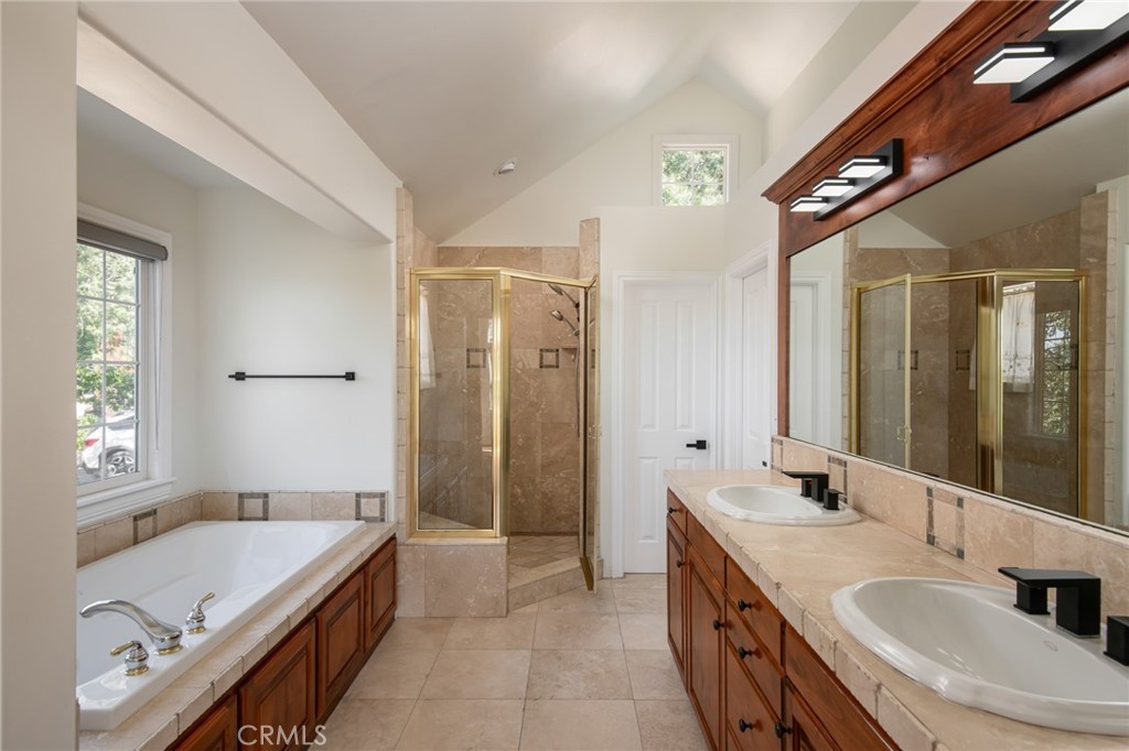 1477 Sequoia Road Property Photo 12