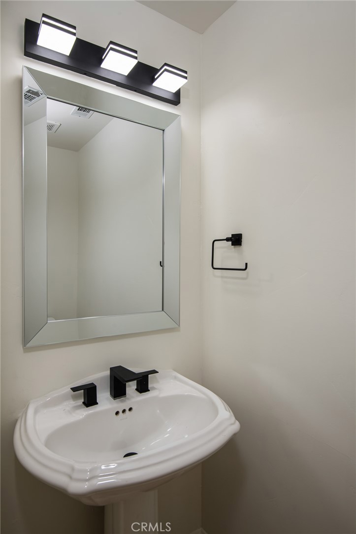 1477 Sequoia Road Property Photo 13