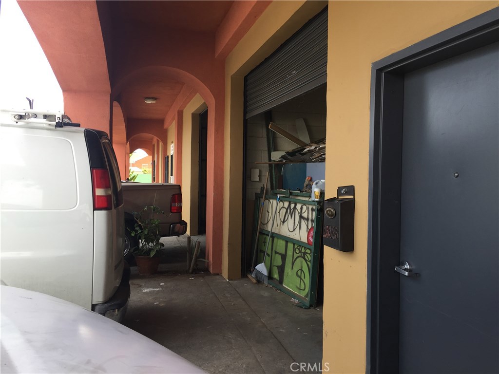 25323 Normandie Avenue Property Photo 6