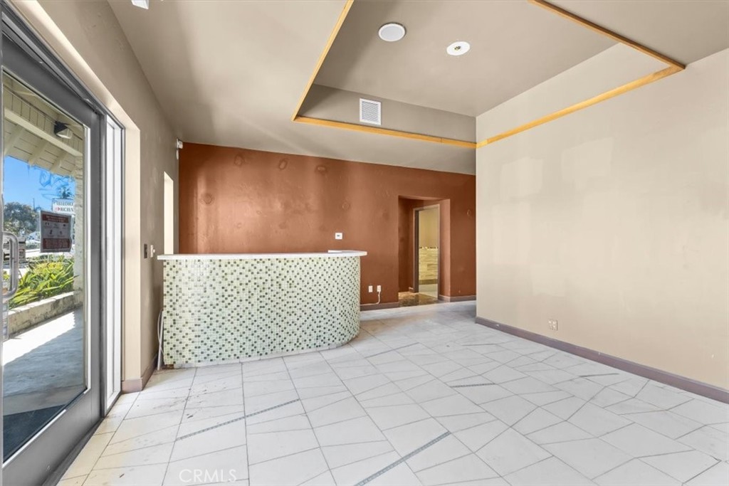 2705 N Sepulveda Boulevard Property Photo 9