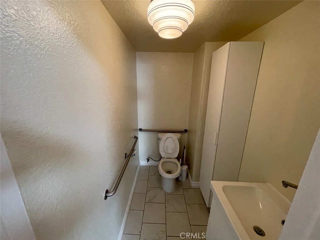 177 Culver Boulevard Property Photo 7