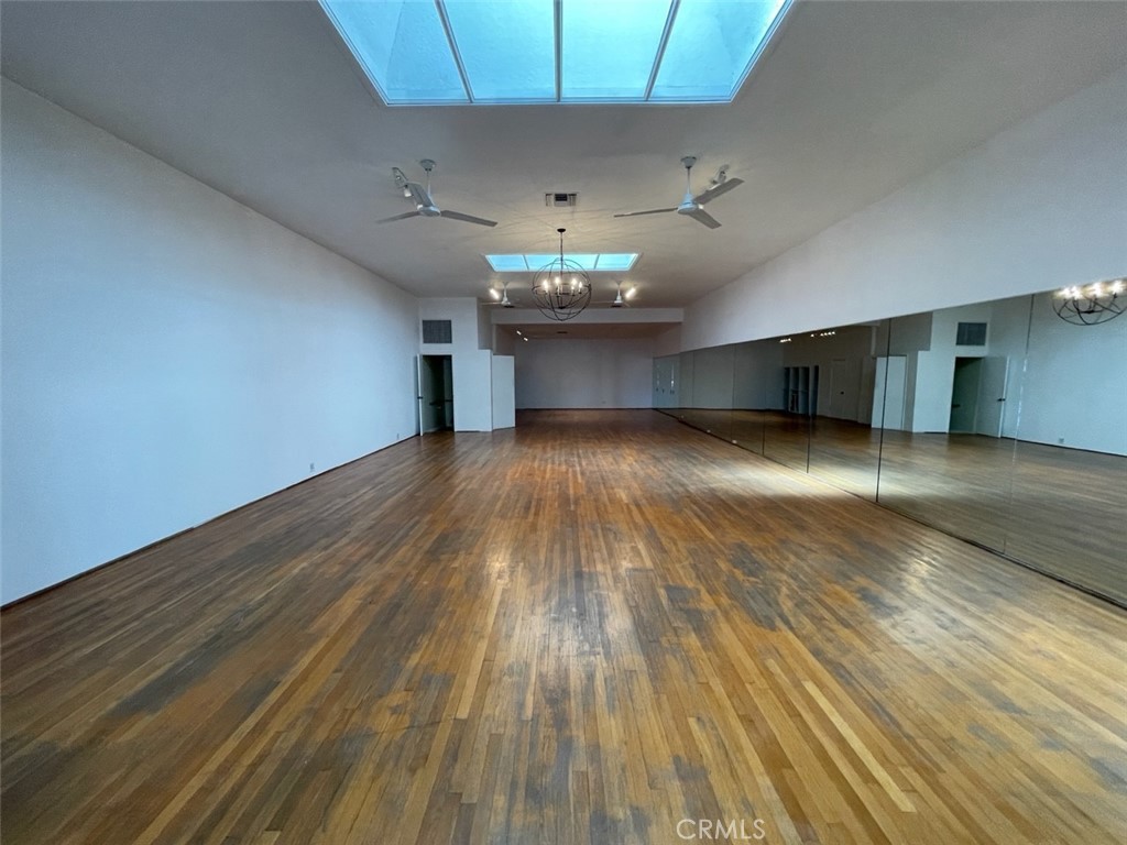 177 Culver Boulevard Property Photo 8
