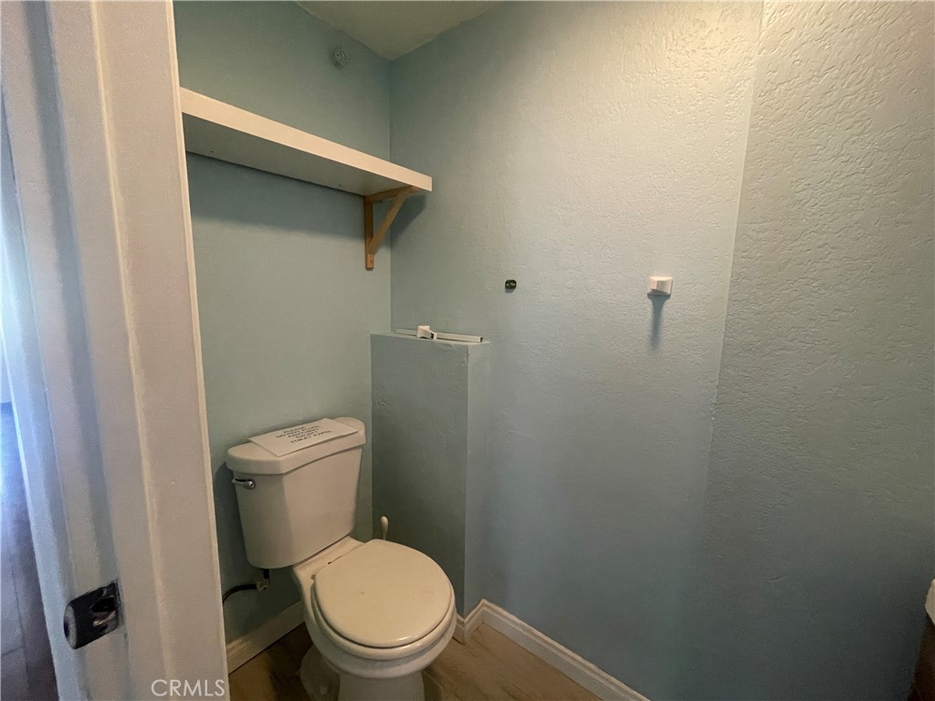 165 Culver D Property Photo 7