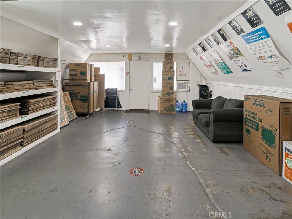424 S Lemon Avenue Property Photo 19