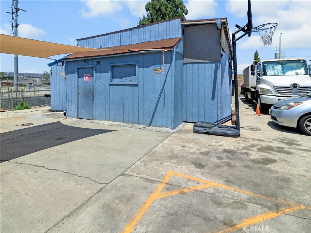 424 S Lemon Avenue Property Photo 30