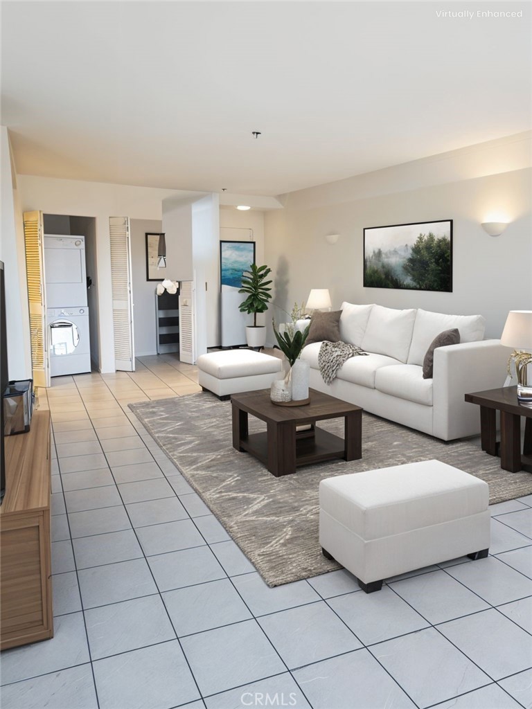 625 Esplanade 4 Property Photo 6