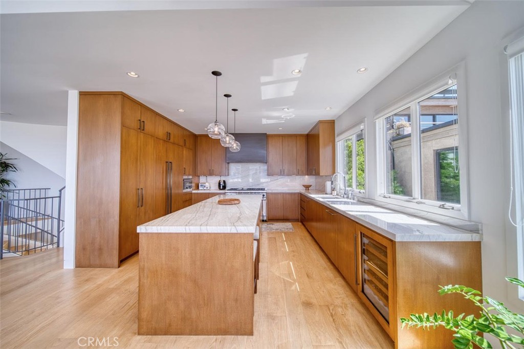 1712 Manhattan Avenue Property Photo 18