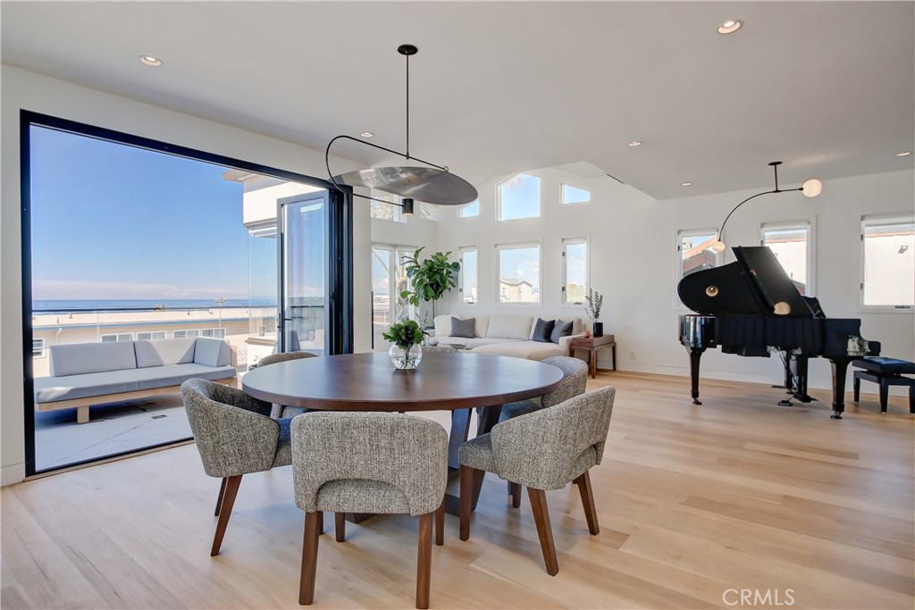 1712 Manhattan Avenue Property Photo 34