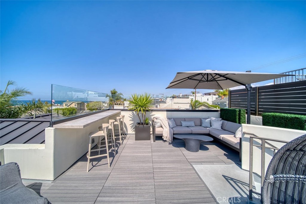 1712 Manhattan Avenue Property Photo 43