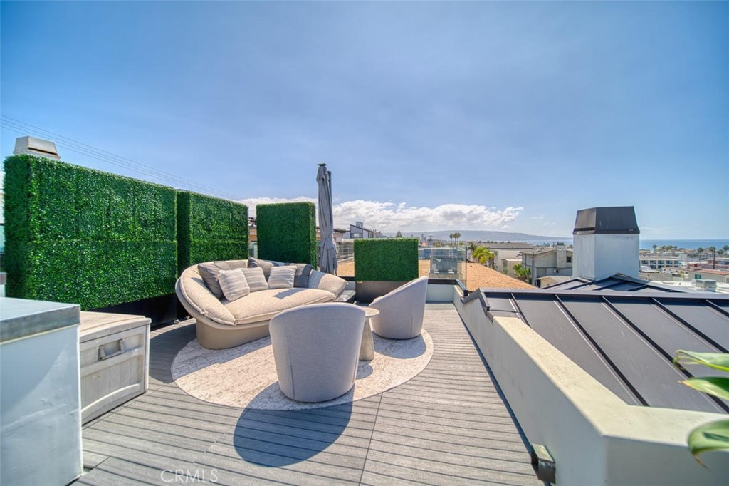 1712 Manhattan Avenue Property Photo 44