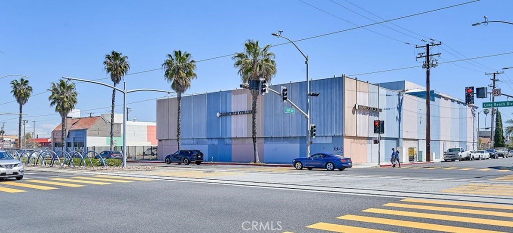 1600 Long Beach Boulevard Property Photo 1