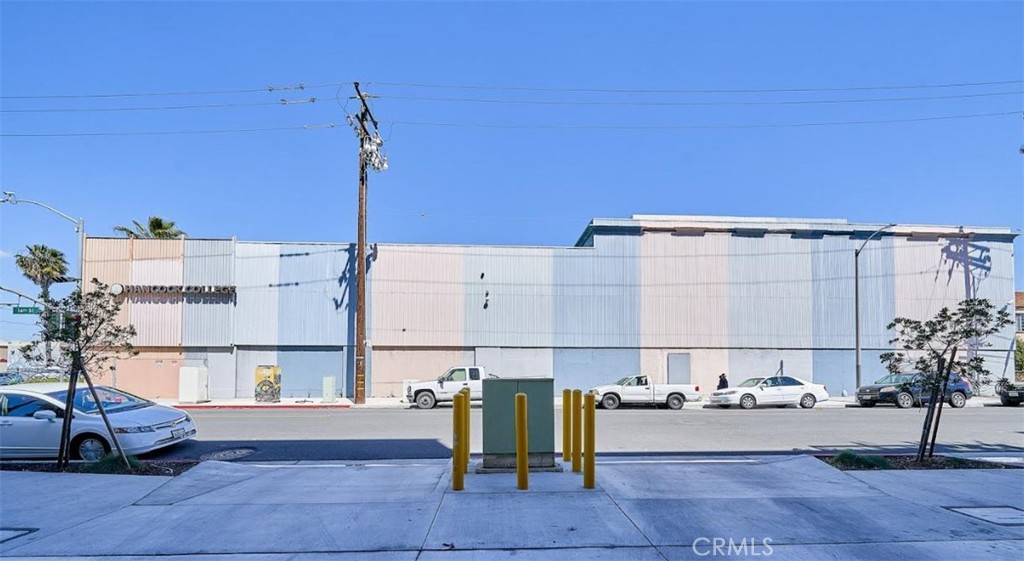 1600 Long Beach Boulevard Property Photo 2