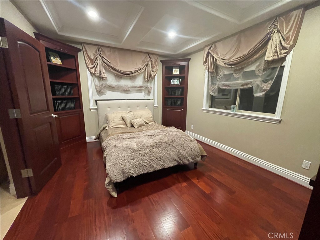 1639 5th Street Property Photo 3