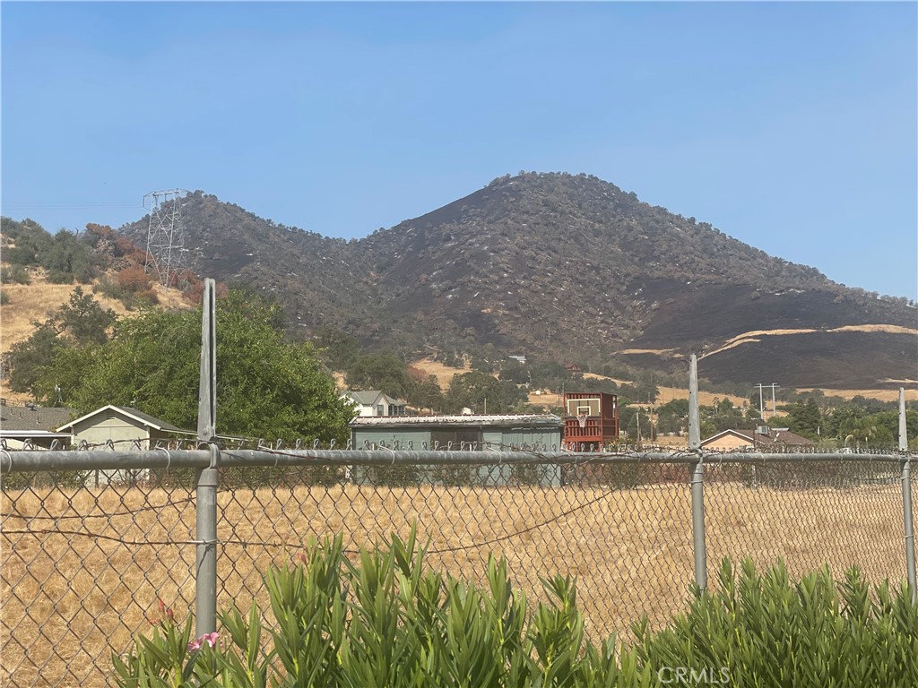 6009 Elwood Road Property Photo 3