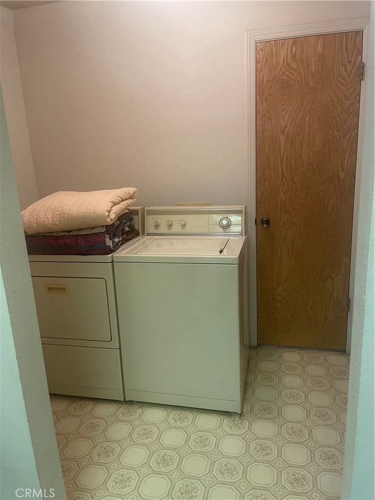6009 Elwood Road Property Photo 16