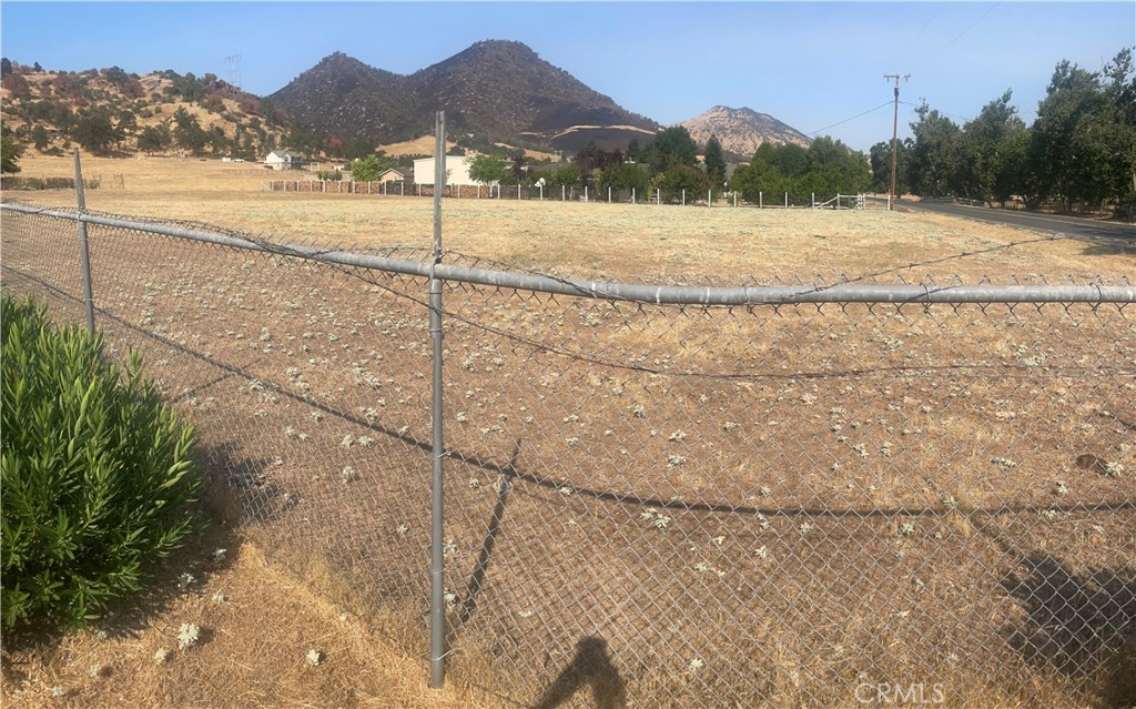 6009 Elwood Road Property Photo 19