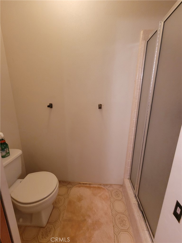 6009 Elwood Road Property Photo 32