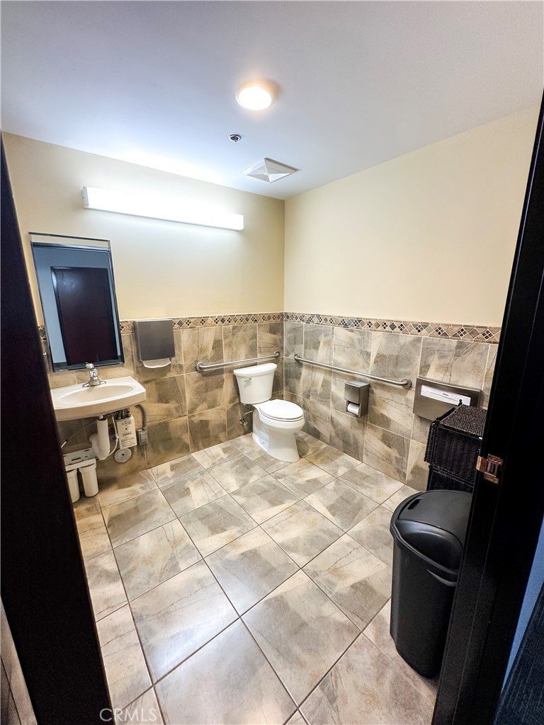 3205 Old Conejo Road 203 Property Photo 15