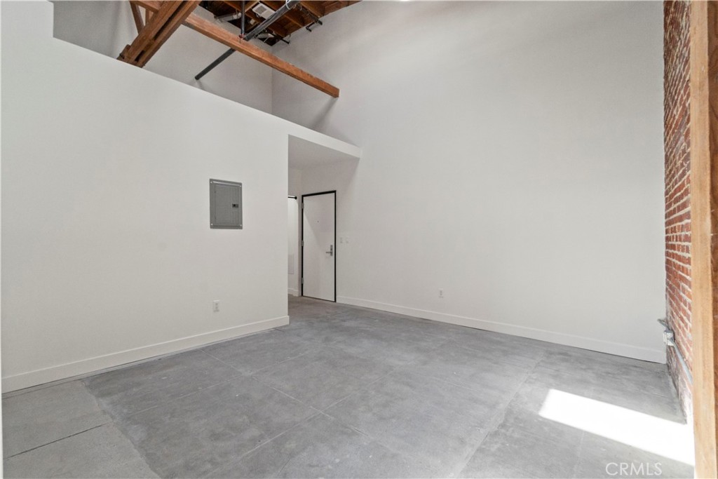 1901 S Pacific Avenue 1 Property Photo 4