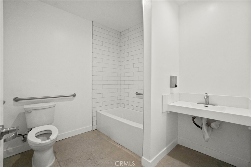 1901 S Pacific Avenue 1 Property Photo 11