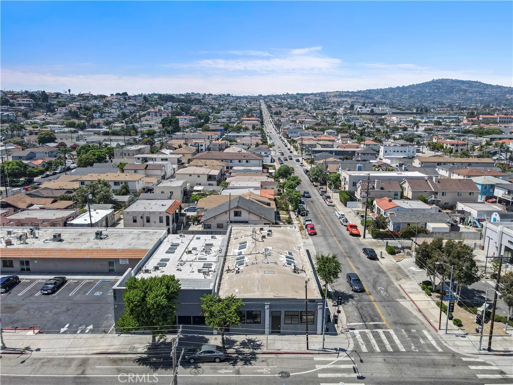 1901 S Pacific Avenue 6 Property Photo 17